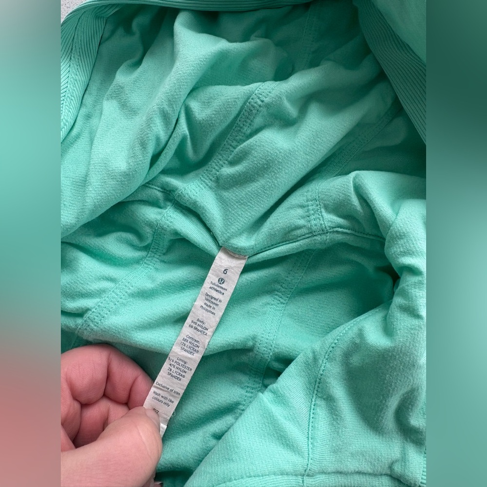 Lululemon Women's Studio Hooded Jacket - Picture 4 of 4